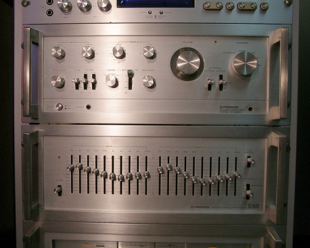 Vintage Pioneer Silver Face Rack System